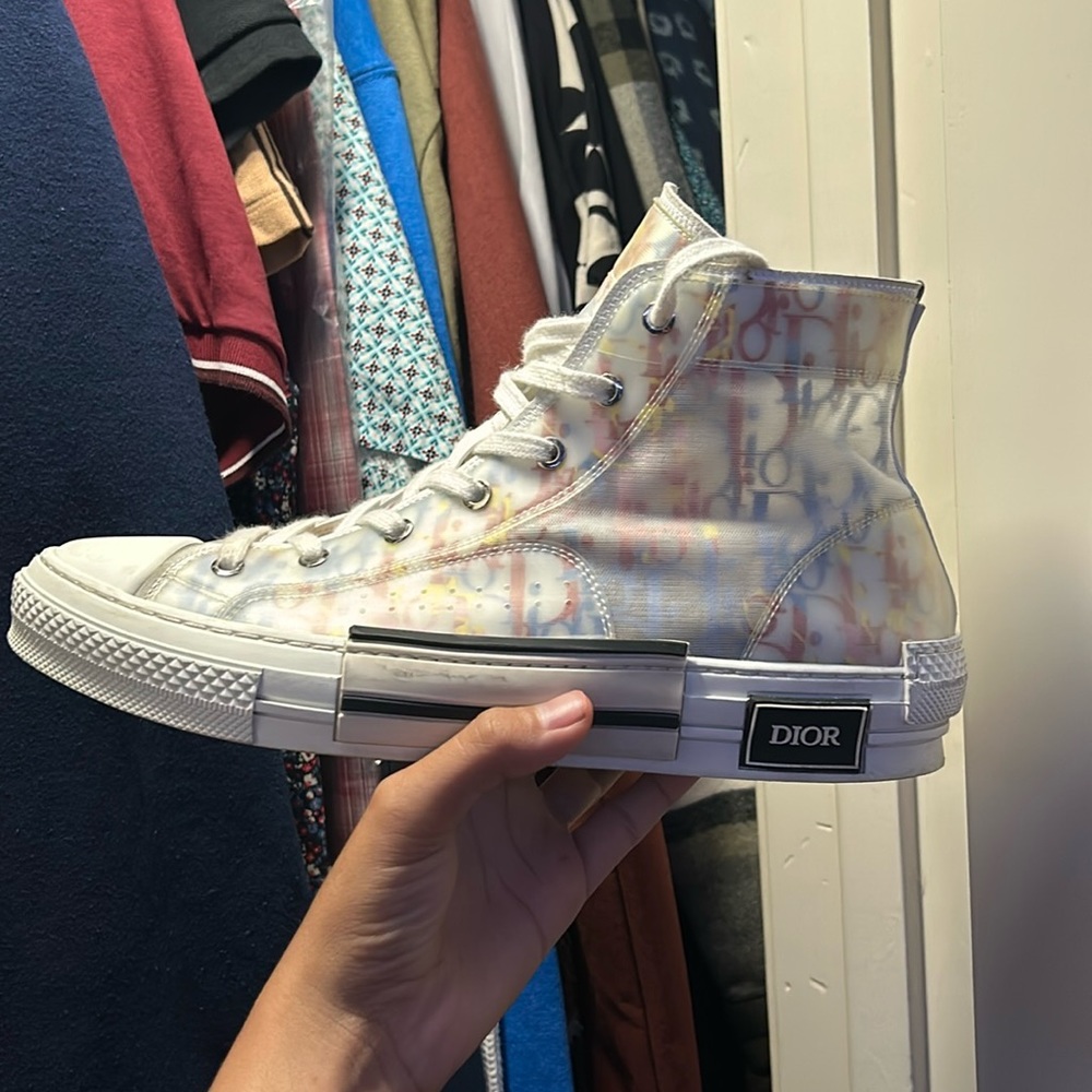 willing to trade for red bottoms or any other designer shoe - Picture 2 of 9
